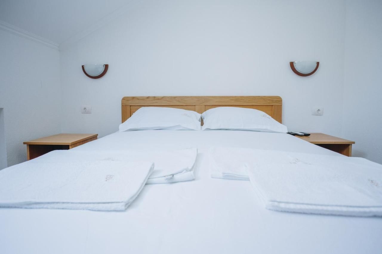 Гостевой дом Eco Winery Lipovac Apartments Цетине