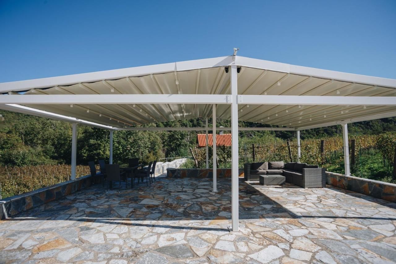 Гостевой дом Eco Winery Lipovac Apartments Цетине-12