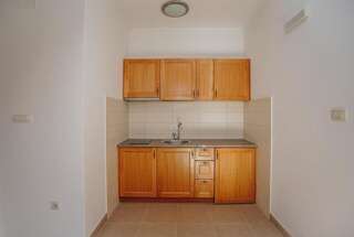 Гостевой дом Eco Winery Lipovac Apartments Цетине Улучшенные апартаменты-6