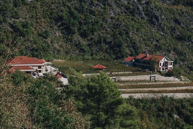 Гостевой дом Eco Winery Lipovac Apartments Цетине-4