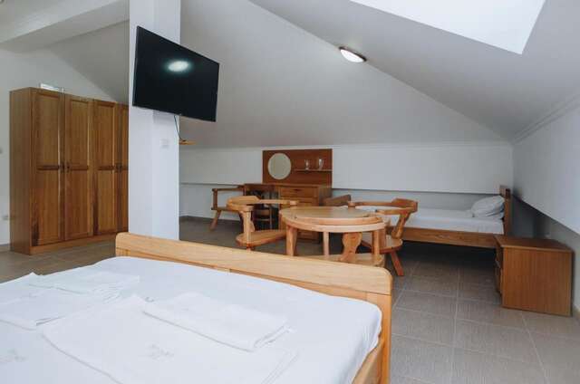 Гостевой дом Eco Winery Lipovac Apartments Цетине-27